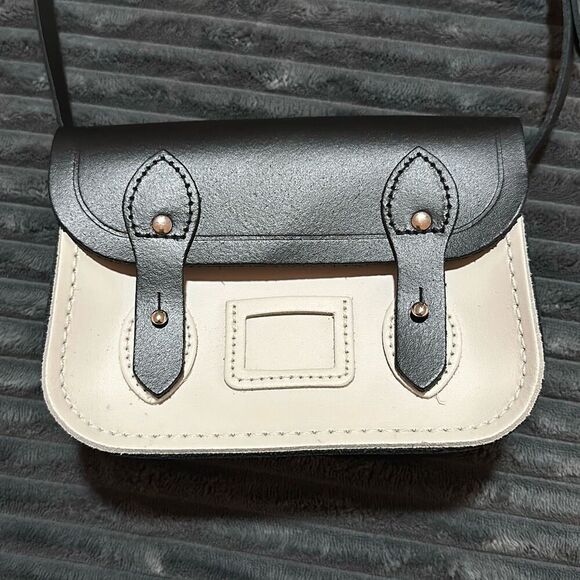 The Cambridge Satchel Company Small Leather Crossbody Bag Black & White - Picture 2 of 9